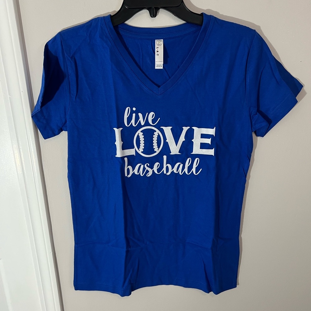 NWOT Tyler Rose Accessories Live Love Baseball Tee